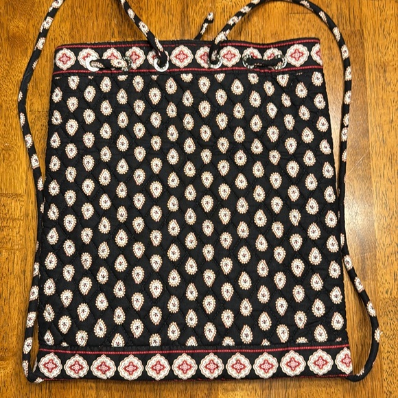 Vera Bradley Backpack. - Picture 2 of 6